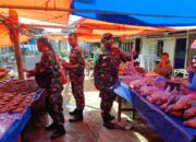 Babinsa Pajalele Sisir Pasar Amparita, Cek Harga Sembako Terkini