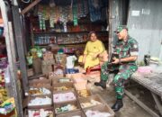 Pantau Stabilitas Harga, Babinsa Koramil 1420-01 Turun Langsung ke Pasar Bilokka
