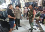 Babinsa Kodim 1420 Sidrap Pantau Harga Kebutuhan Pokok di Pasar
