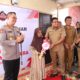 Jelang Hari Bhayangkara ke-79, Kapolres Sidrap Serahkan Hasil Bedah Rumah kepada Warga