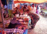 Babinsa Koramil 01/Panca Lautang Pantau Harga Bahan Pokok di Pasar Sentral Bilokka