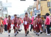 Sejumlah sekaloh dasar ikuti lomba gerak jalan meriahkan HUT RI ke 80 tahun 2025