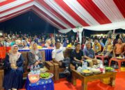 Bupati Syaharuddin Alrif Membaur dengan Warga Nonton Pentas Seni