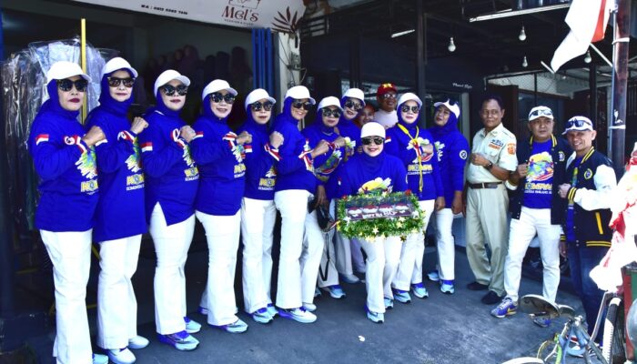 Keren, Kompas Sabet Juara 1 Gerak Jalan Kategori Umum Perayaan HUT RI Ke-80 Di Kab. Pinrang