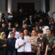 Bupati Dampingi Aksi Unjuk Aliansi Mahasiswa dan Masyarakat, Komitmen Kawal Aspirasi Hingga Pusat