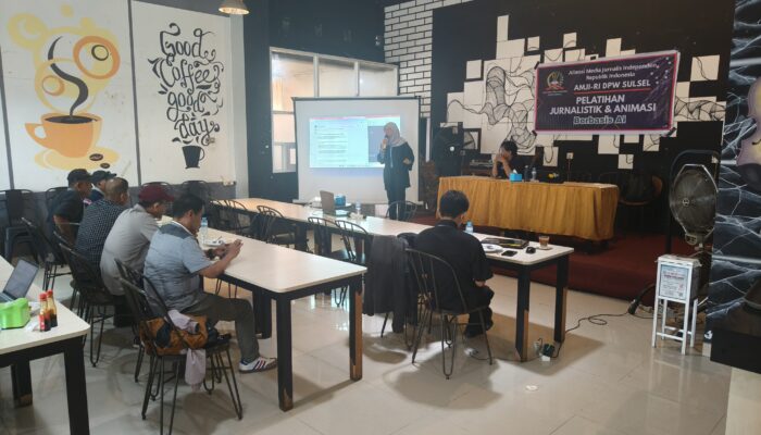 AMJI-RI DPW Sulsel Gelar Pelatihan Jurnalistik dan Animasi Berbasis AI