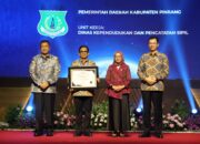 Pemkab Pinrang kembali raih penghargaan melalui dinas Disdukcapil sebagai unik kerja pelayanan berpredikat WBK
