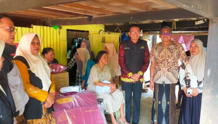 Dinsos gerak cepat salurkan bantuan ke korban kebakaran