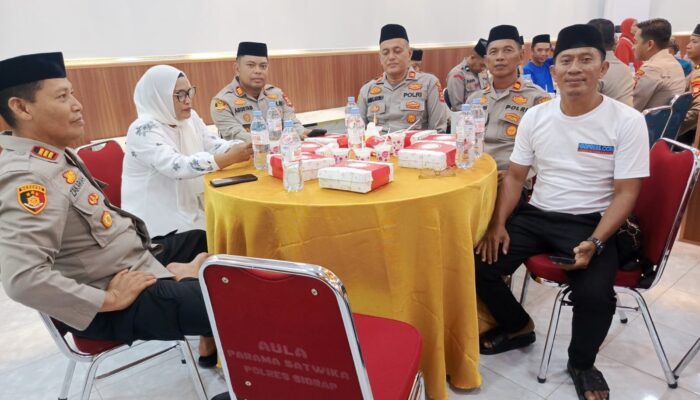 Kapolres Sidrap Gelar Buka Puasa Bersama Insan Pers dan Santuni Anak Yatim