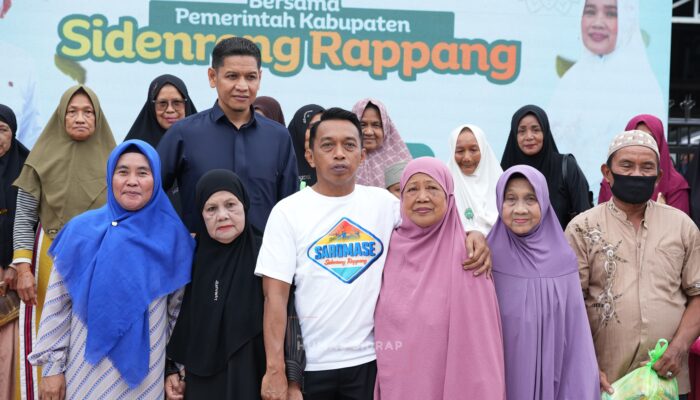 Safari Ramadan Berlanjut di Rappang, Warga Dapat Sembako dan Layanan Kesehatan