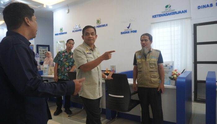 Pasca libur dan cuti bersama hari Raya idul Fitri wakil bupati Pinrang inpeksi sejumlah pelayanan publik