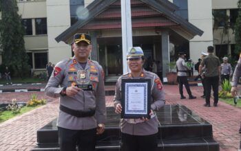 Polres Pinrang meraih juara terbaik 1 dalam Bidang Manajemen Media saat pelaksanaan Operasi Ketupat 2026