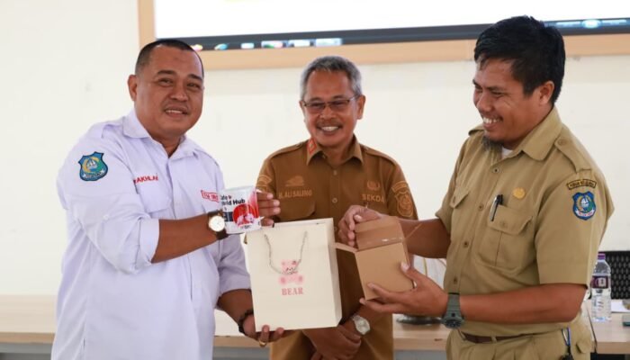 Bulukumba Menuju Kabupaten “Sangat Inovatif”:100 ASN Ikuti Coaching Clinic IGA Award di Gedung Pinisi