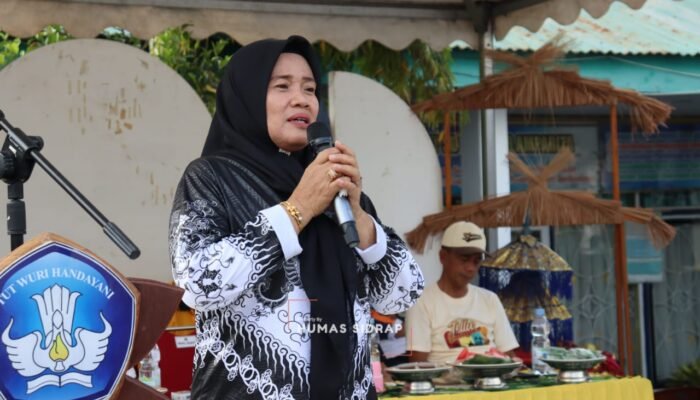 Peringati Hardiknas, Jalan Santai di Tellu Limpoe Berlangsung Semarak