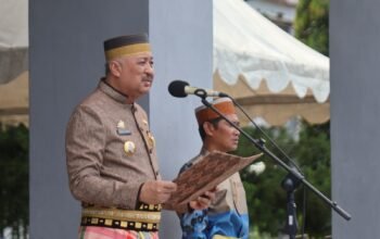 Bupati Pinrang Pimpin peringatan Hardiknas tahun 2026 yang di gelar dihalaman kantor Bupati pinrang