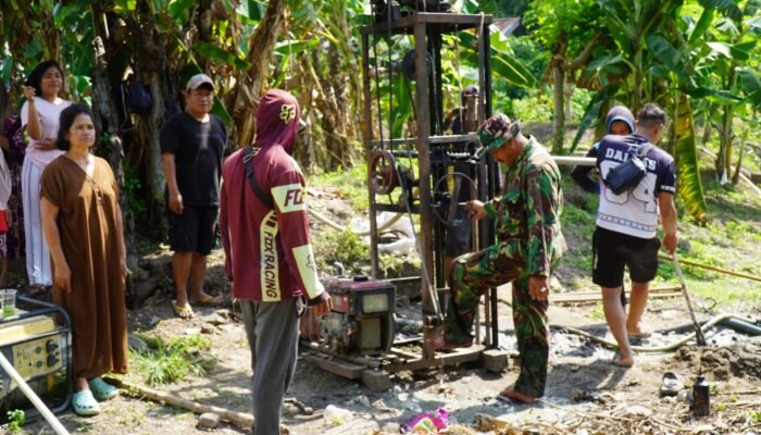 TNI MANUNGGAL AIR Tahap Penggalian Sumur Bor di Desa Corowali Kec Panca Lautang Kab Sidrap