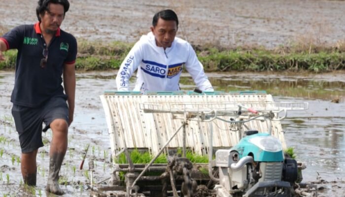 Wujudkan Petani Modern, Bupati Sidrap Tekankan Kolaborasi Teknologi dan Mekanisasi