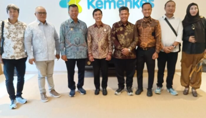 Bupati Andi Utta Paparkan Usulan Infrastruktur Kesehatan Primer di Hadapan Wamen Kesehatan RI