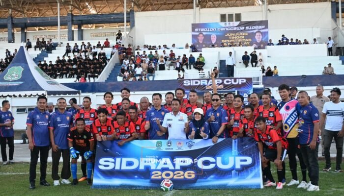 Stadion Ganggawa Kembali Bergairah, Bupati Syaharuddin Alrif Resmi Buka Sidrap Cup 2026