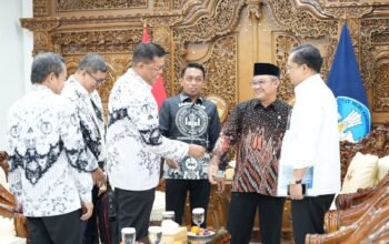 ​Bupati Syaharuddin Undang Langsung Mendikdasmen Buka Porsenijar PGRI Sulsel di Sidrap