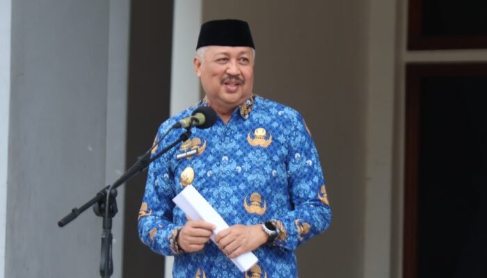 Bupati Pinrang pimpin upacara Hari Kesadaran Nasional dihalaman kantor Bupati pinrang