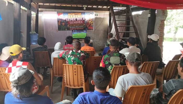 Koramil 07/Baranti Nobar Bersama Masyarakat Duampanua