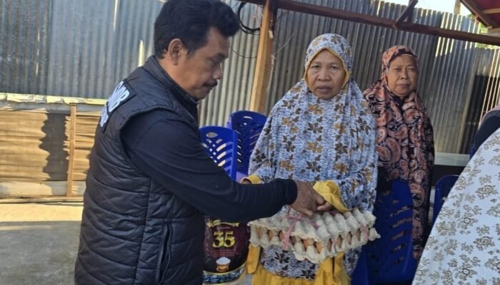 Sat. Reskrim Sidrap Perkuat Kepedulian Sosial melalui Jumat Berkah