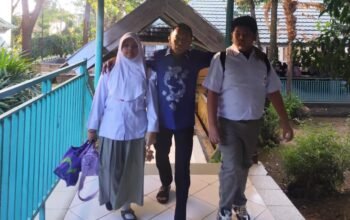 Menilik Aksi Bupati Sidrap di Hari Pertama Sekolah: Mengantar, Menyapa, dan Menginspirasi