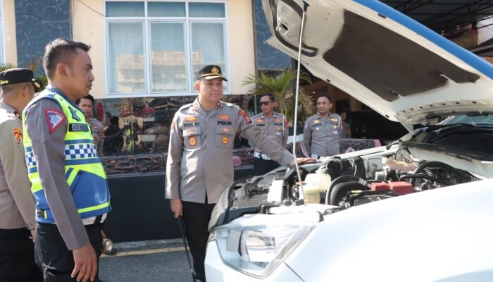 Tingkatkan Pelayanan ke Masyarakat, Kapolres Sidrap Cek Ranmor Dinas