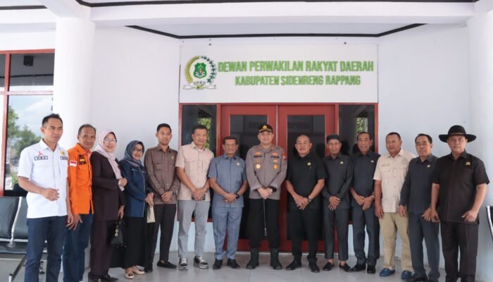 Kapolres Sidrap Jalin Silaturahmi Bersama Ketua DPRD, Perkuat Sinergi Jaga Kamtibmas