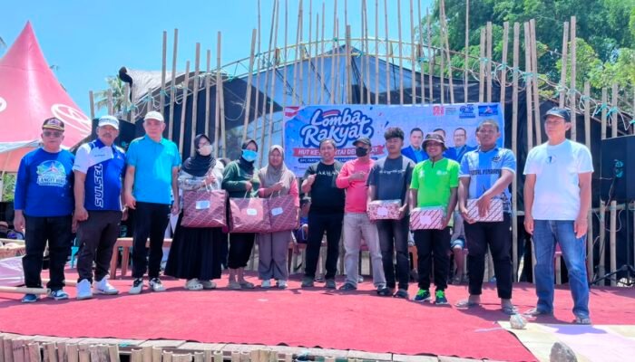 Sambut HUT Partai Demokrat Ke 25 tahun ,semangat Gotong menyala di desa pananrang