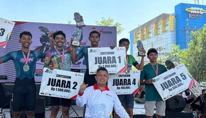 Ketua ICF Pinrang Bangga, Andi Sinapati Rudy Apresiasi Dua Atlet Balap Sepeda Ukir Prestasi di Makassar Bike Race Seri II