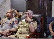 Bupati Pinrang didampingi porkopimda ikuti rapat koordinasi evaluasi dan monitoring penyaluran BBM dan LPG bersubsidi secara daring