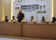 Pemkab Pinrang mendorong peningkatan pelayanan masyarakat tani melalui kinerja PPL untuk meningkatkan hasil pertanian