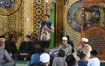 Usai Salat Jumat di Bila Riawa, Syaharuddin Alrif Serap Aspirasi Warga