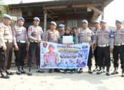 Sambut HUT Propam Polri ke-24, Sie Propam Polres Pinrang Salurkan Sembako kepada Warga Kurang Mampu