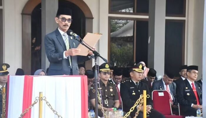 Wakil Ketua DPRD Pinrang, H. Syamsuri Bacakan Ikrar di Hari Kesaktian Pancasila
