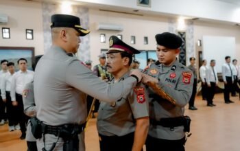 Kapolres Pinrang Pimpin Korps Raport Kenaikan Pangkat Pengabdian Personel Periode 1 Oktober 2026