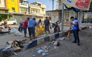 Kepala Pasar Sentral Pangkajene Gelar Jumat Bersih, Wujudkan Lingkungan Pasar yang Bersih dan Nyaman