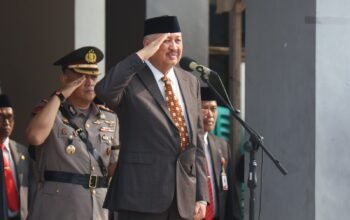 Bupati Pinrang bertindak sebagai inspektur upacara pada peringatan Hari sumpah pemuda ke 98
