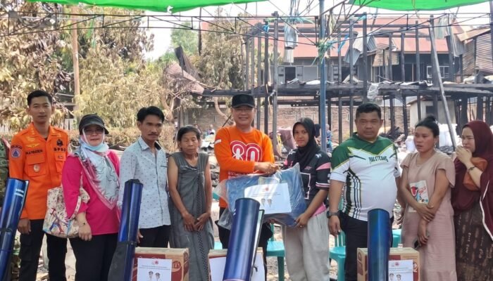 Gerak cepat Dinsos dan BPBD salurkan bantuan ke warga terdampak kebakaran